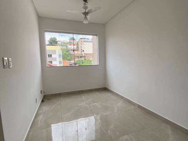 #1061 - Apartamento para Venda em Ipatinga - MG - 2