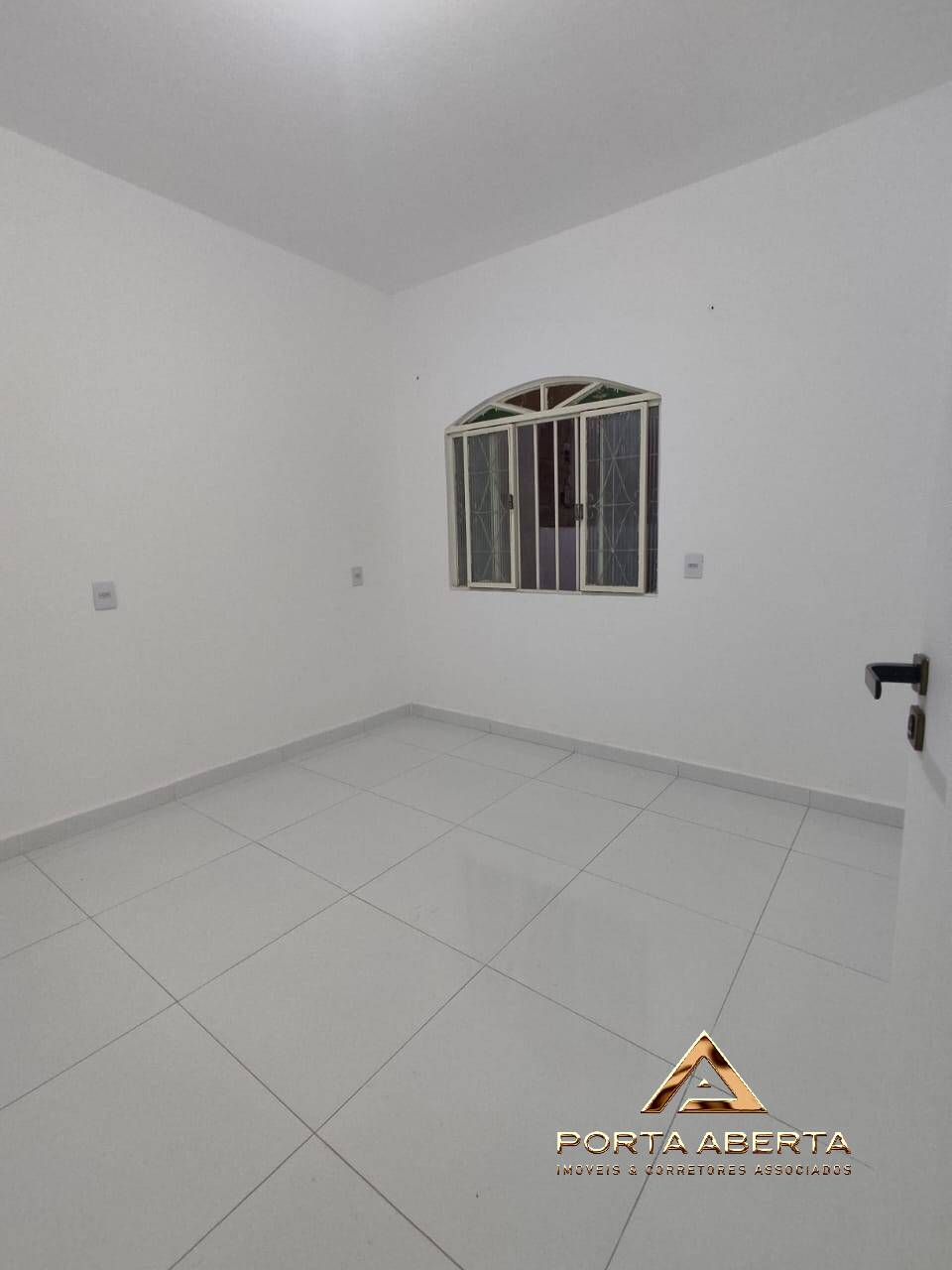 Apartamento à venda com 2 quartos, 54m² - Foto 4