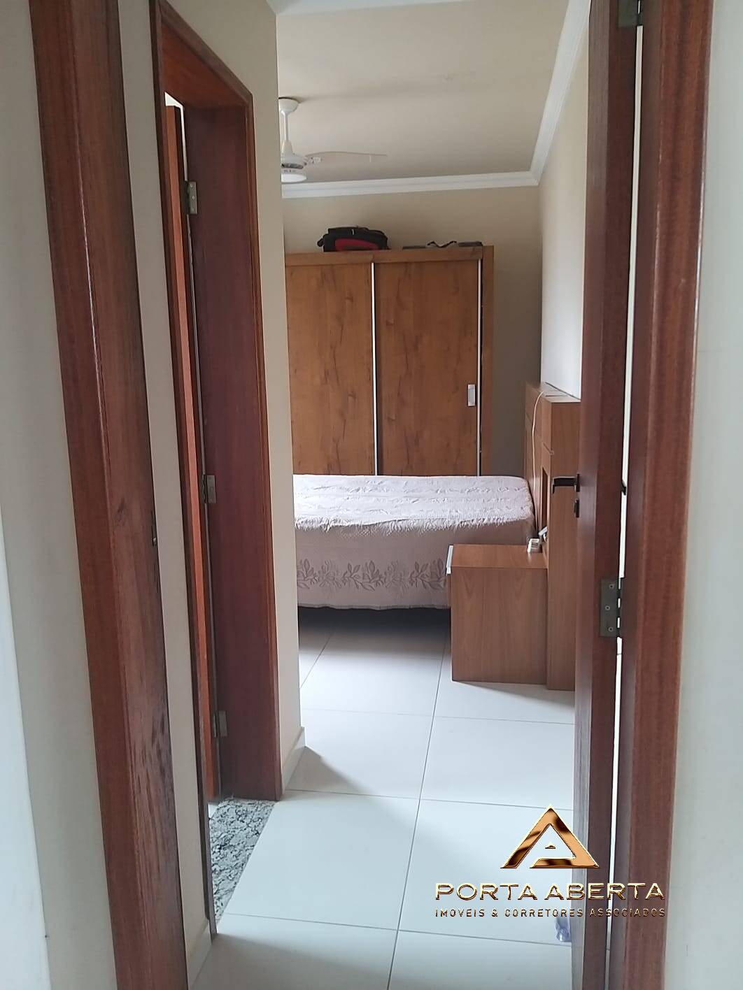 Apartamento à venda com 3 quartos, 210m² - Foto 6