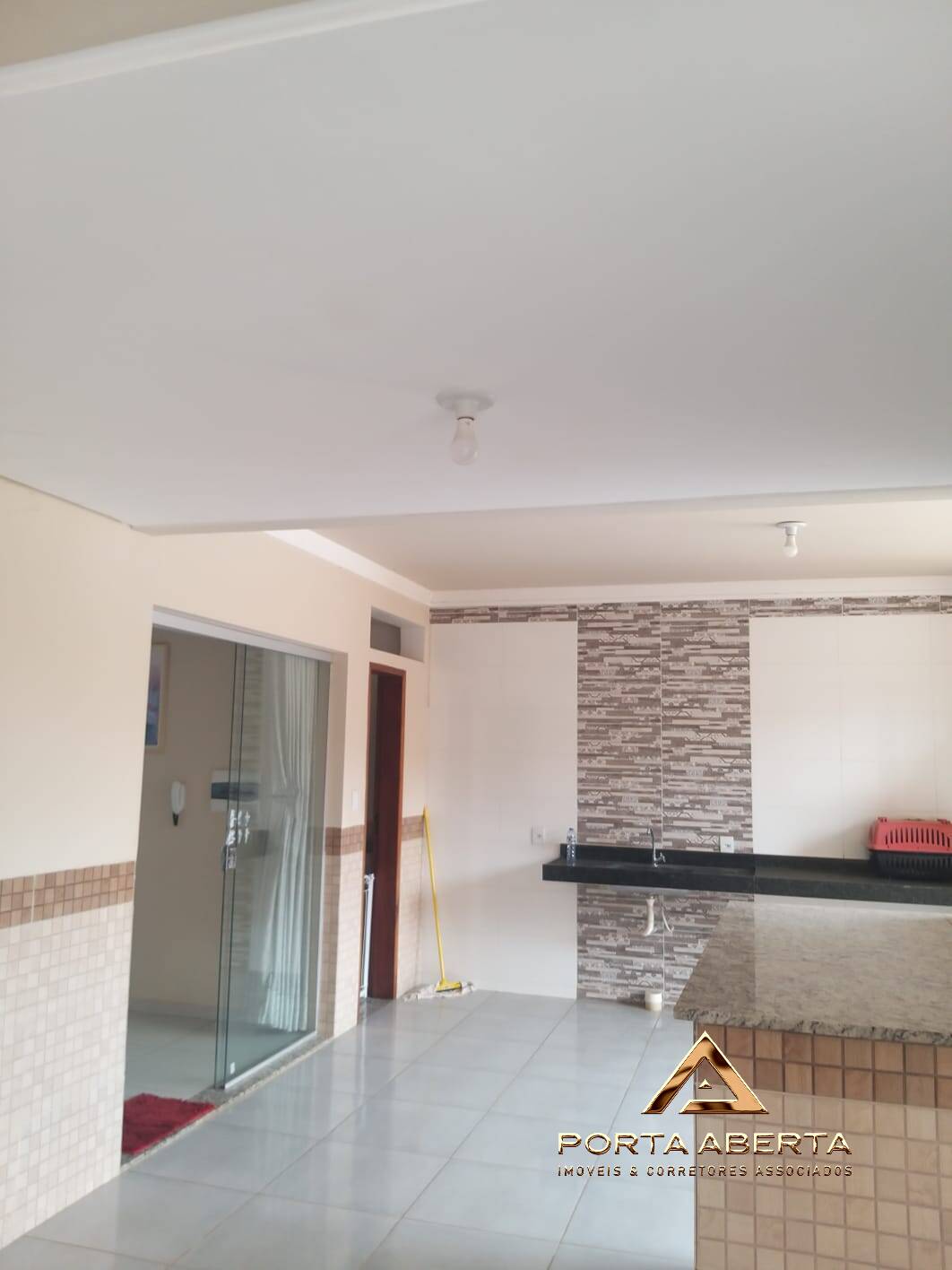 Apartamento à venda com 3 quartos, 210m² - Foto 4