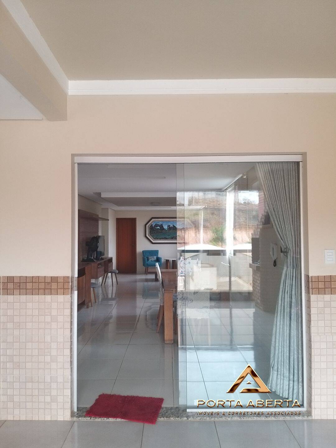 Apartamento à venda com 3 quartos, 210m² - Foto 3