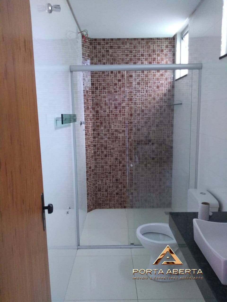 Apartamento à venda com 2 quartos, 65m² - Foto 2