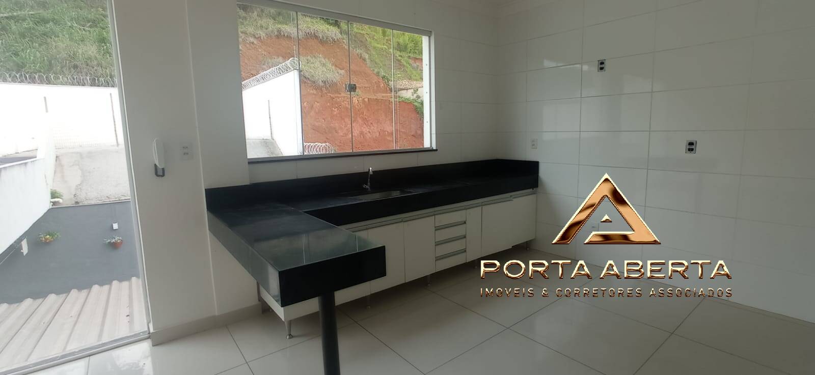 Apartamento à venda com 3 quartos, 192m² - Foto 5