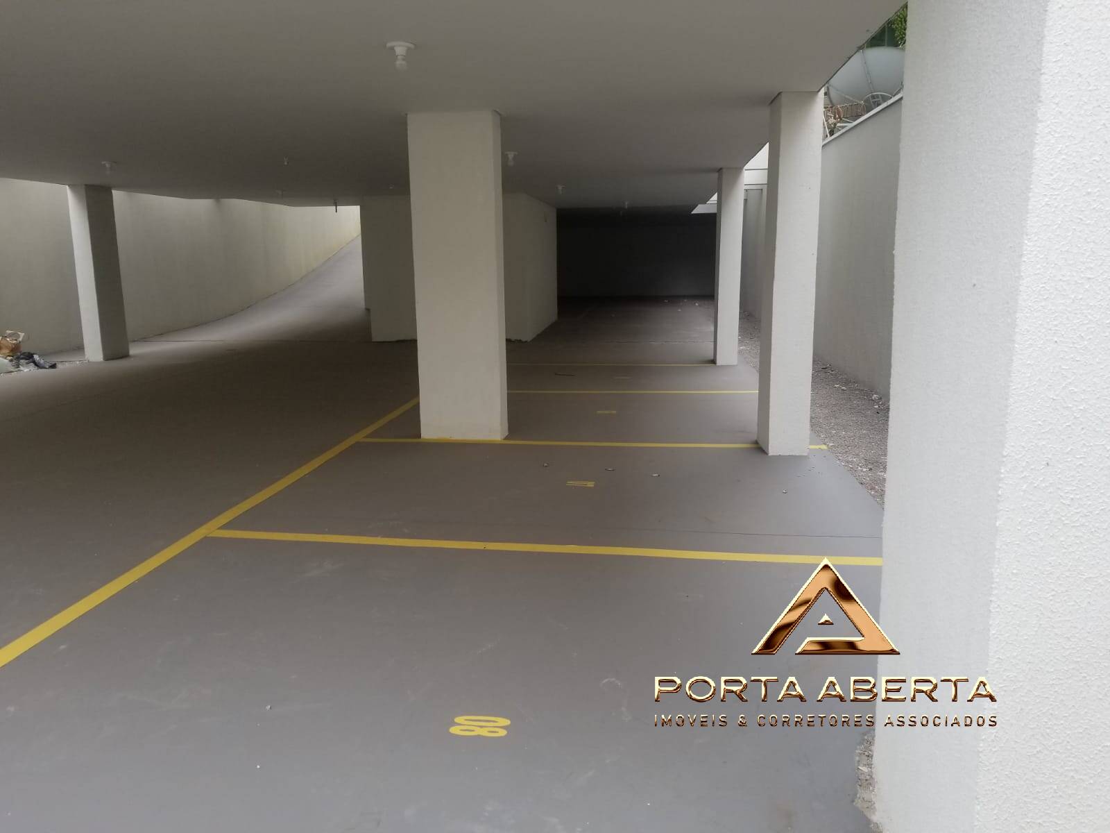 Apartamento à venda com 2 quartos, 90m² - Foto 4