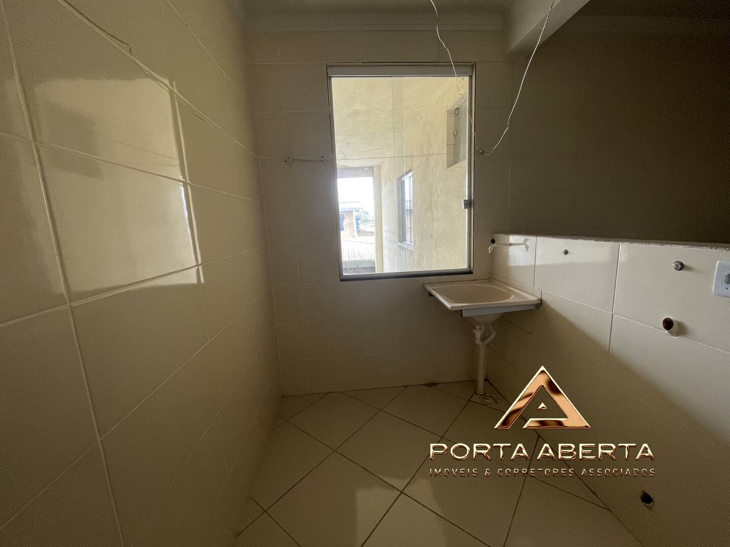 Apartamento à venda com 2 quartos, 60m² - Foto 4