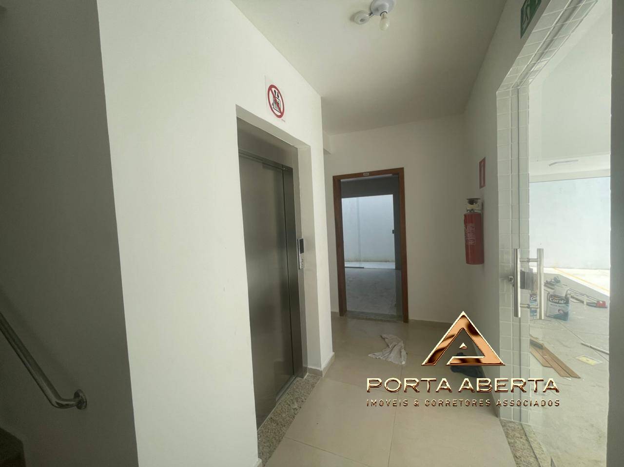 Apartamento para alugar com 3 quartos, 109m² - Foto 5