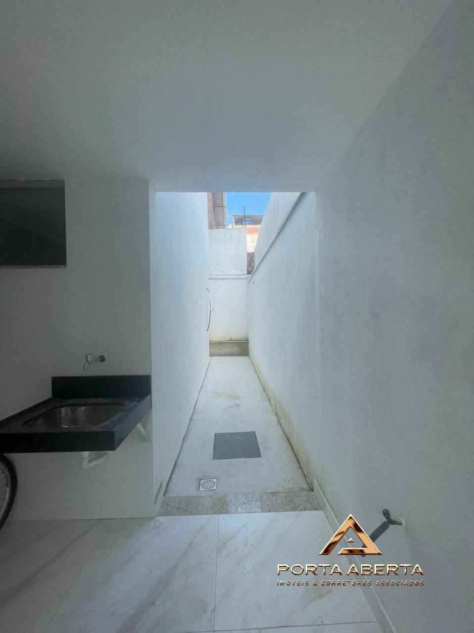 Apartamento para alugar com 3 quartos, 109m² - Foto 11