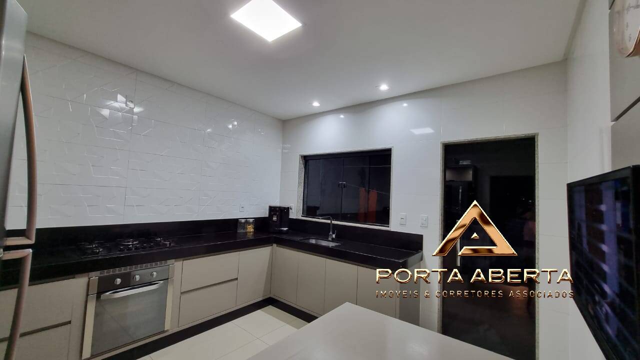 Apartamento à venda com 3 quartos, 168m² - Foto 6