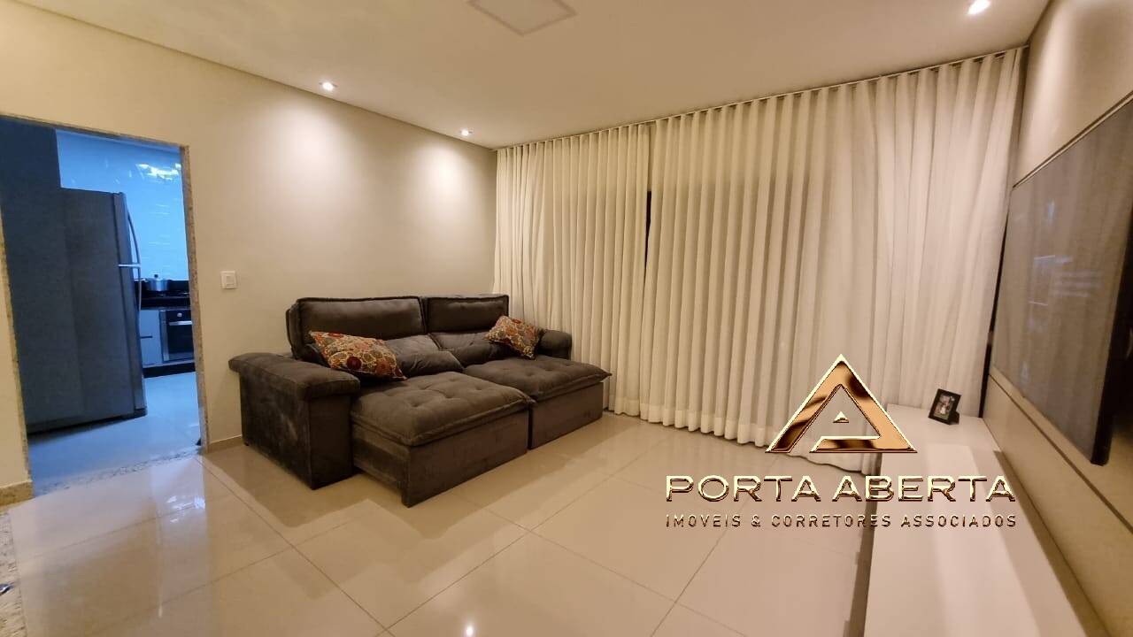 Apartamento à venda com 3 quartos, 168m² - Foto 4