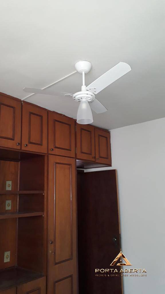 Apartamento à venda com 1 quarto, 42m² - Foto 11