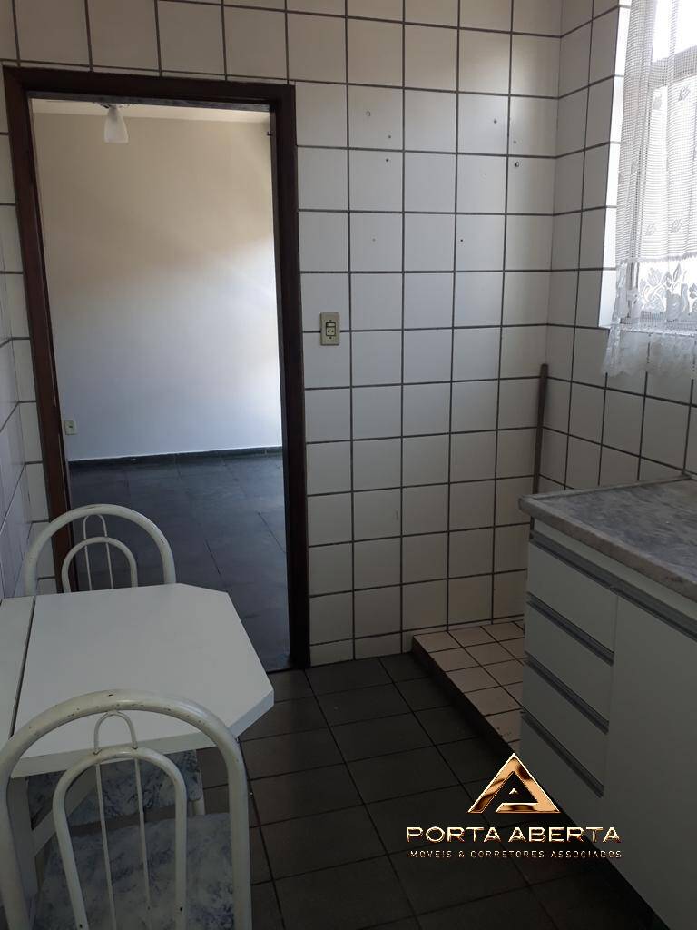 Apartamento à venda com 1 quarto, 42m² - Foto 16