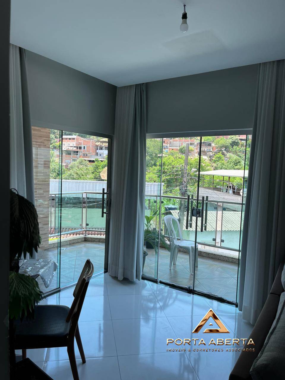 Casa à venda com 3 quartos, 150m² - Foto 14