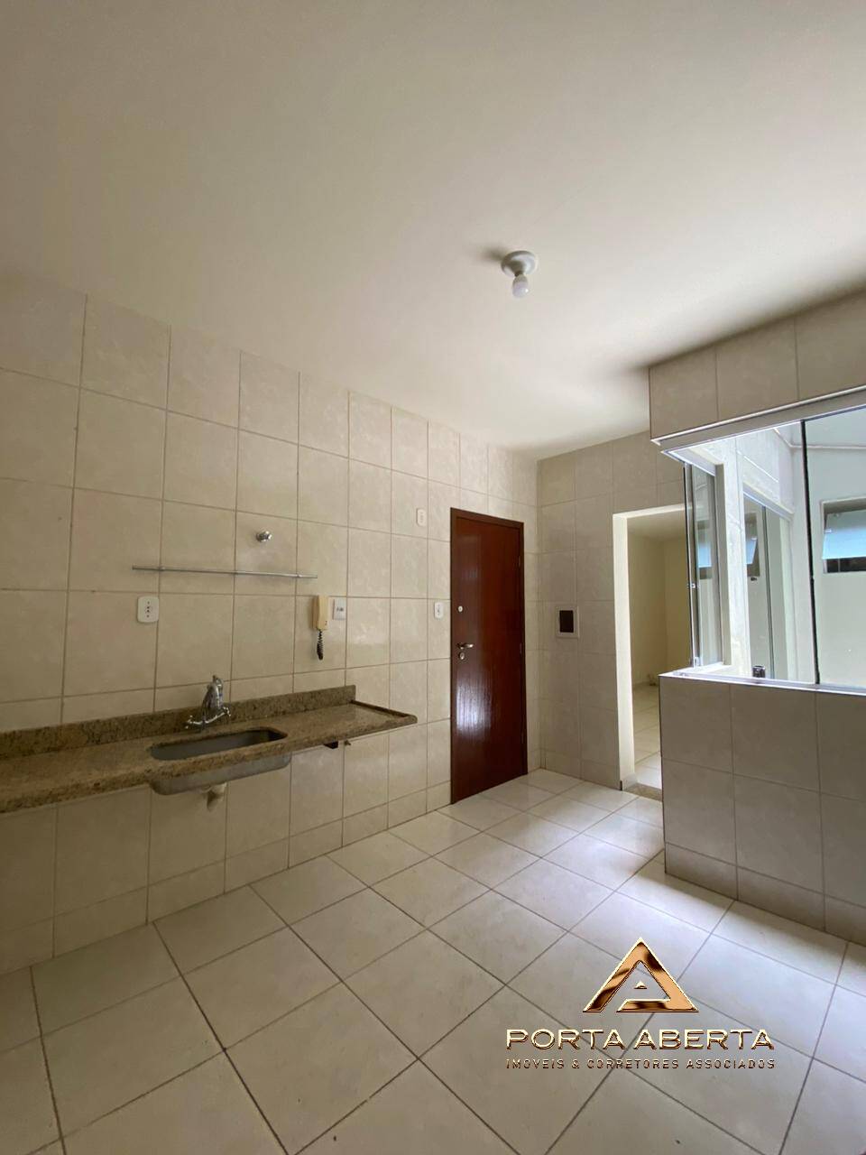 Apartamento à venda com 2 quartos, 90m² - Foto 3