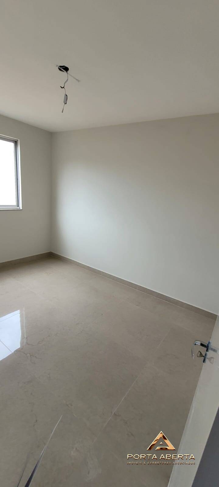 Apartamento à venda com 3 quartos, 100m² - Foto 9