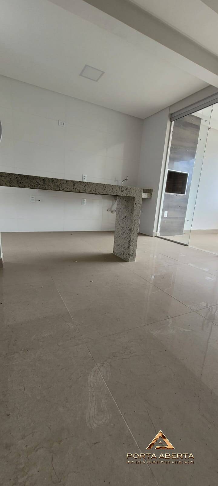 Apartamento à venda com 3 quartos, 100m² - Foto 13