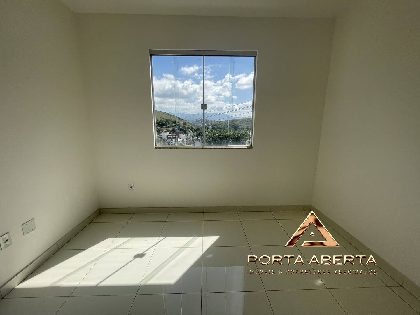 Apartamento à venda com 2 quartos, 68m² - Foto 15