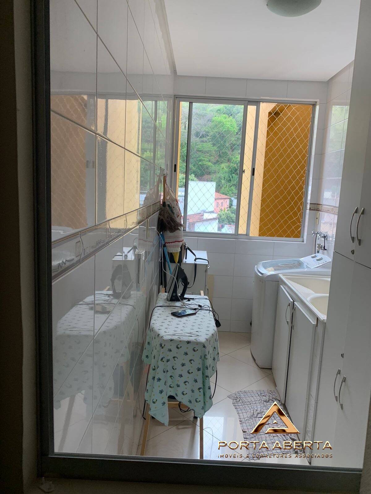 Apartamento à venda com 3 quartos, 217m² - Foto 5