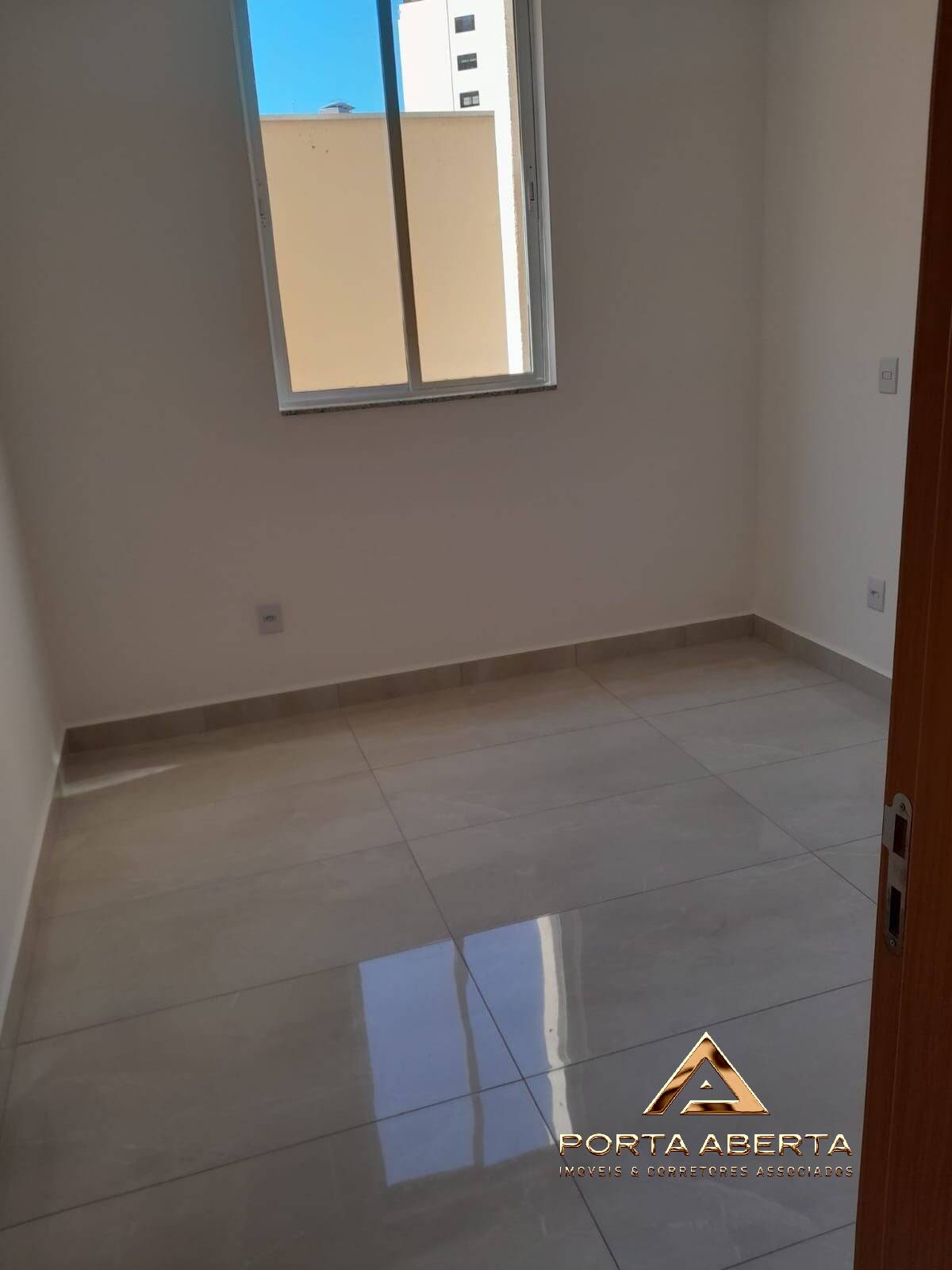 Apartamento à venda com 3 quartos, 120m² - Foto 17