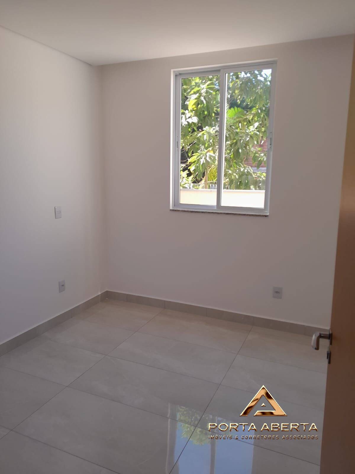 Apartamento à venda com 3 quartos, 120m² - Foto 23