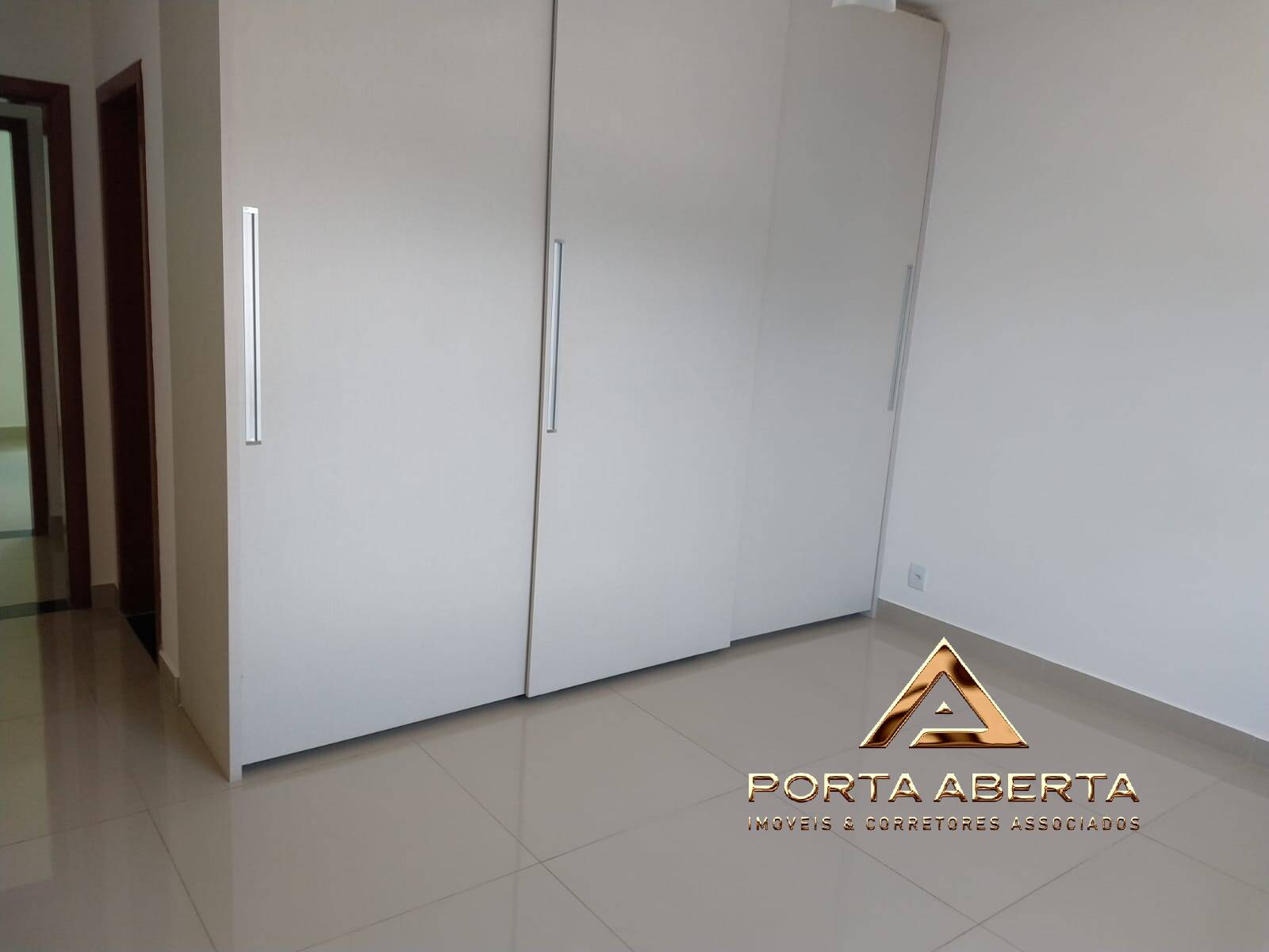 Apartamento à venda com 3 quartos, 94m² - Foto 10