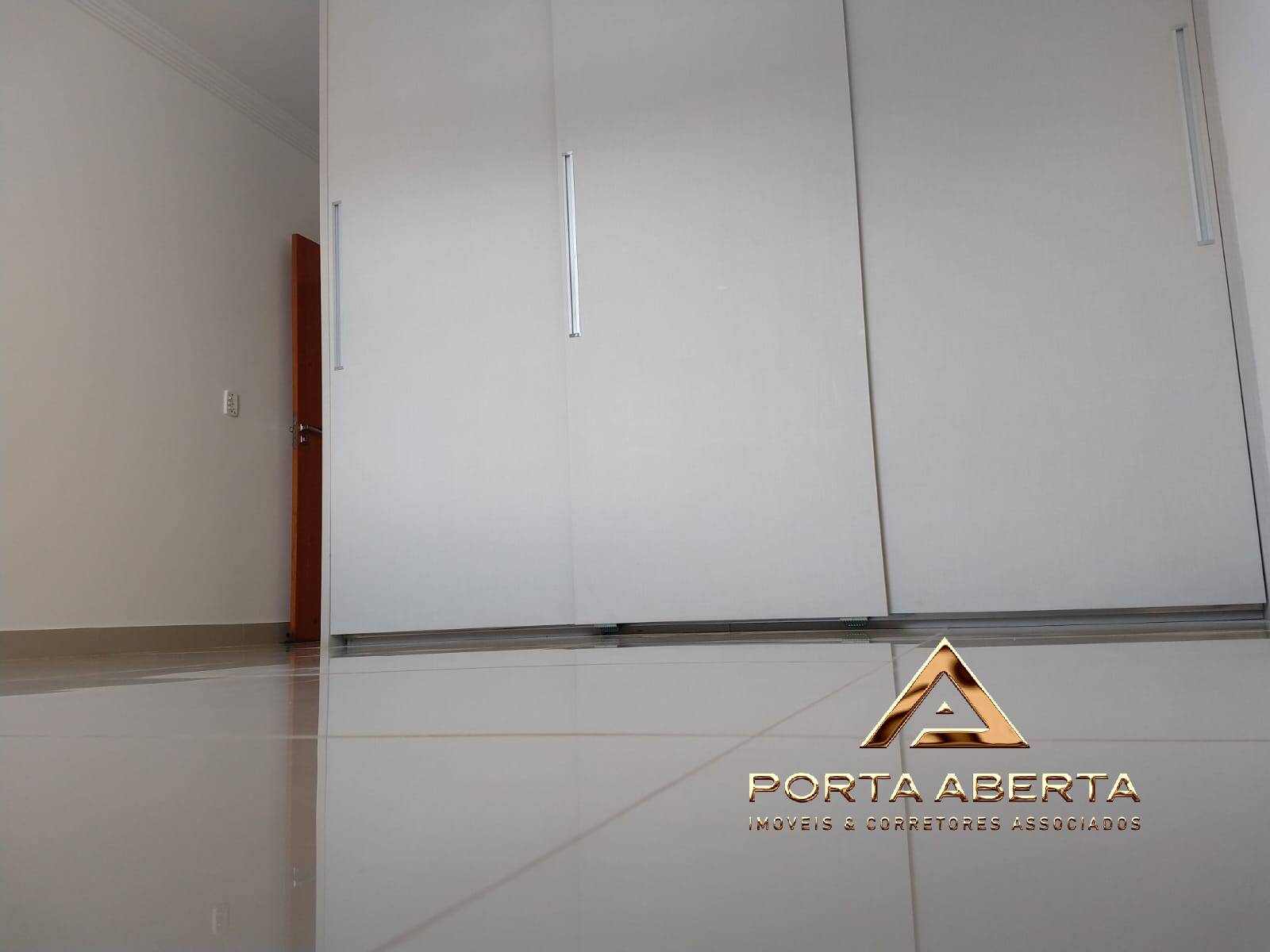 Apartamento à venda com 3 quartos, 94m² - Foto 11