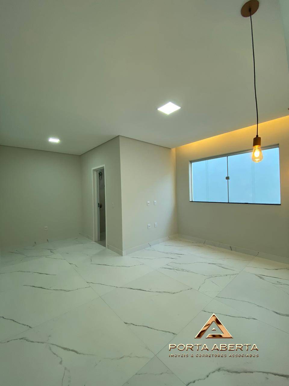 Casa à venda com 3 quartos, 210m² - Foto 12