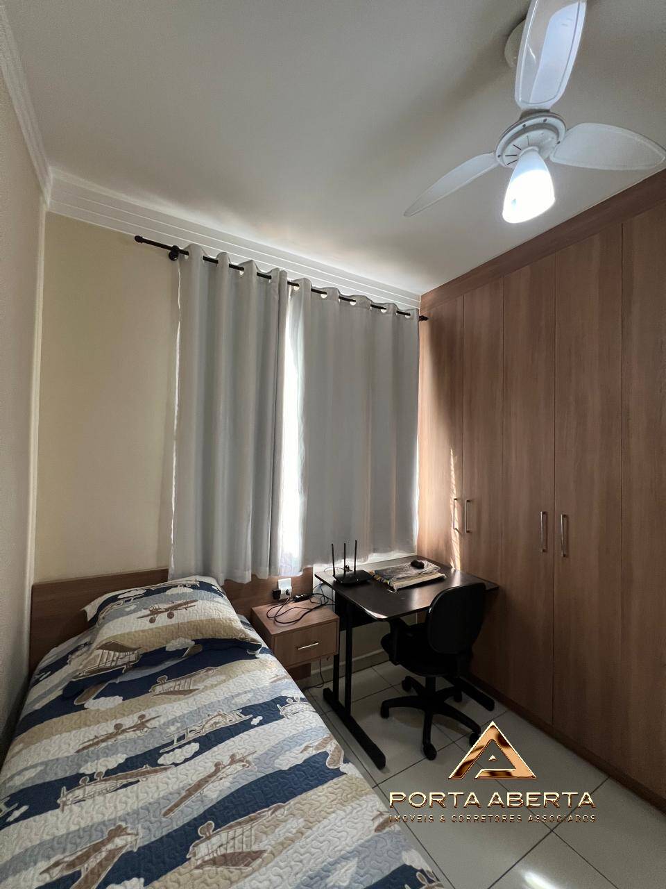 Apartamento à venda com 3 quartos, 82m² - Foto 11