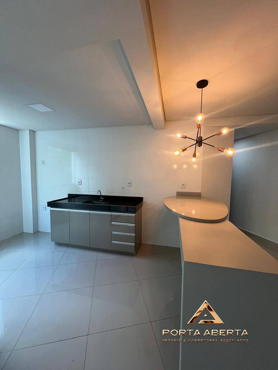 Apartamento à venda com 2 quartos, 90m² - Foto 5