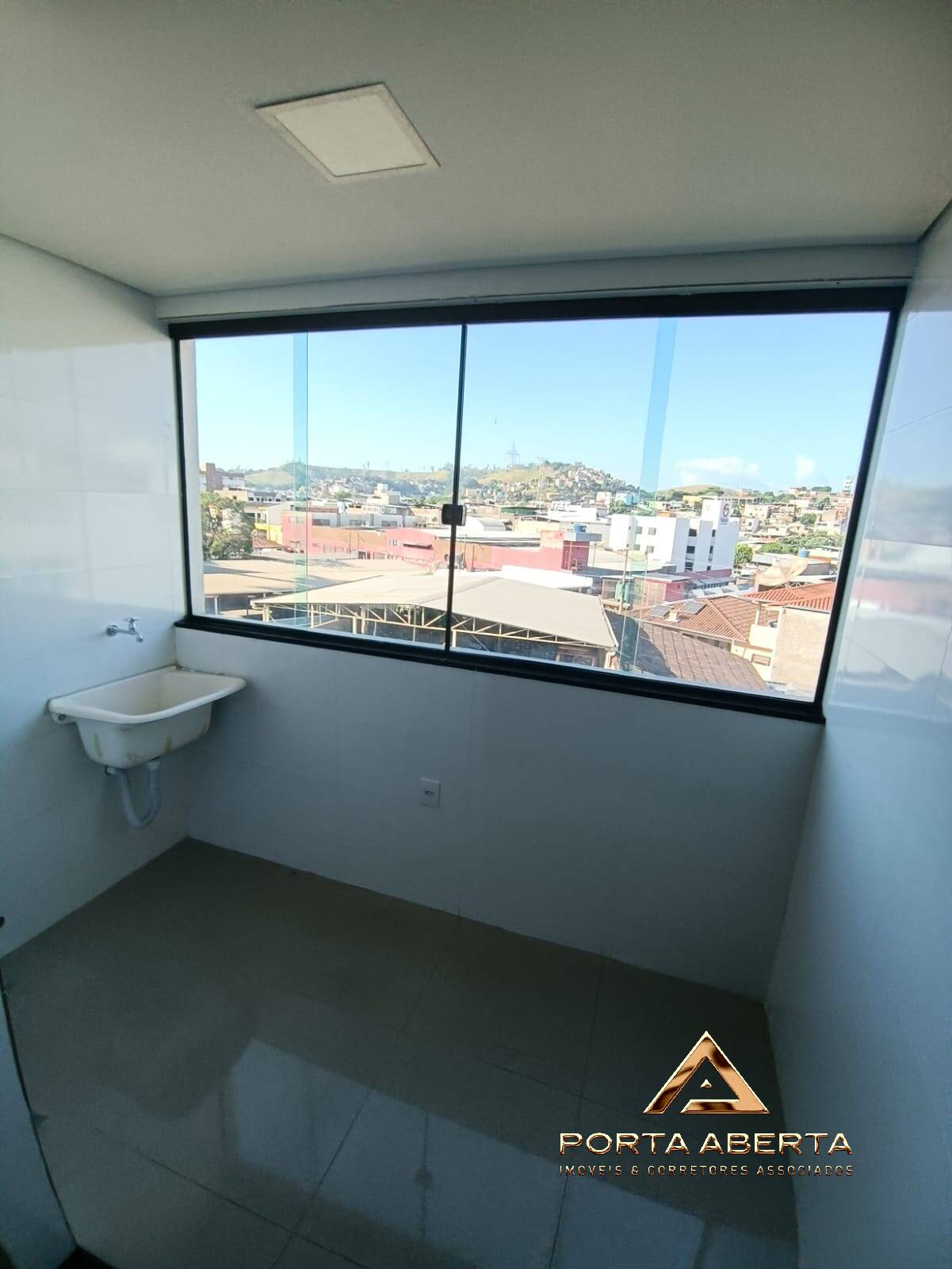 Apartamento à venda com 3 quartos, 108m² - Foto 5