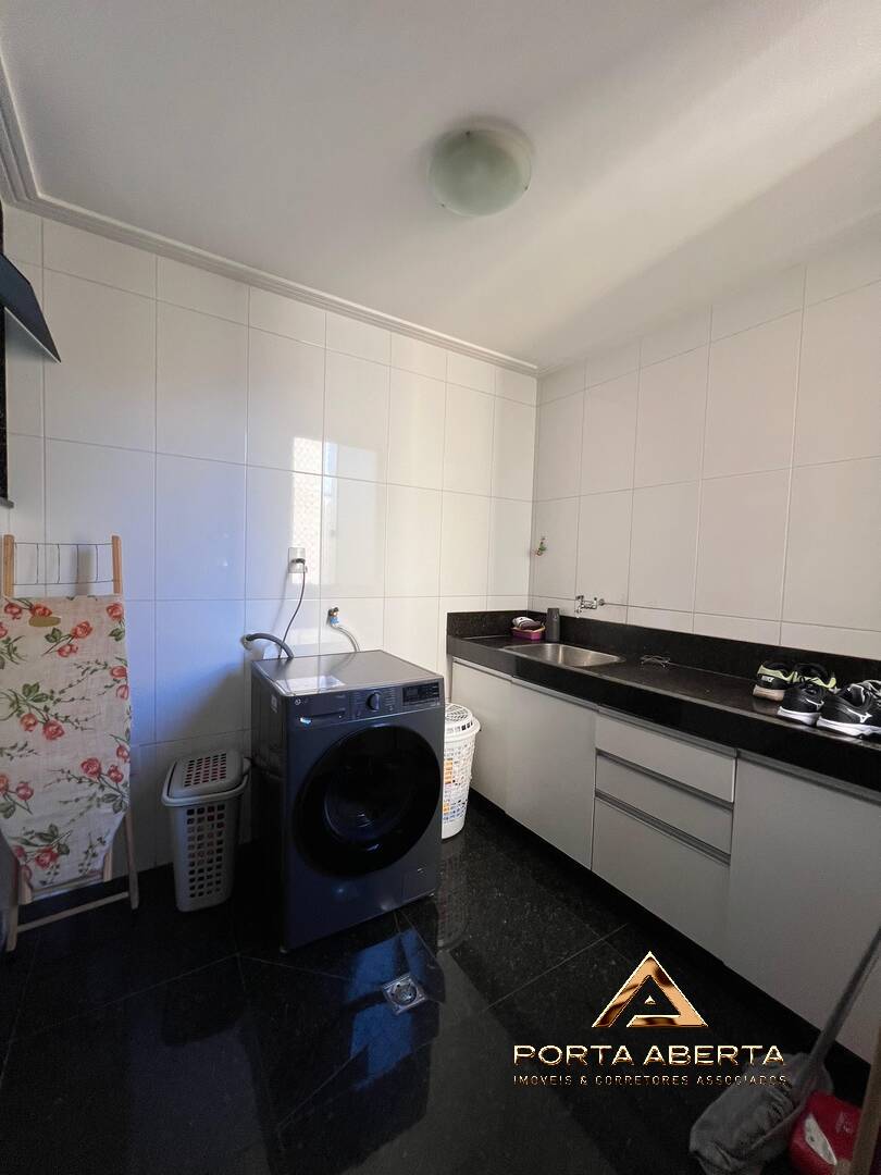 Apartamento à venda com 5 quartos, 350m² - Foto 7