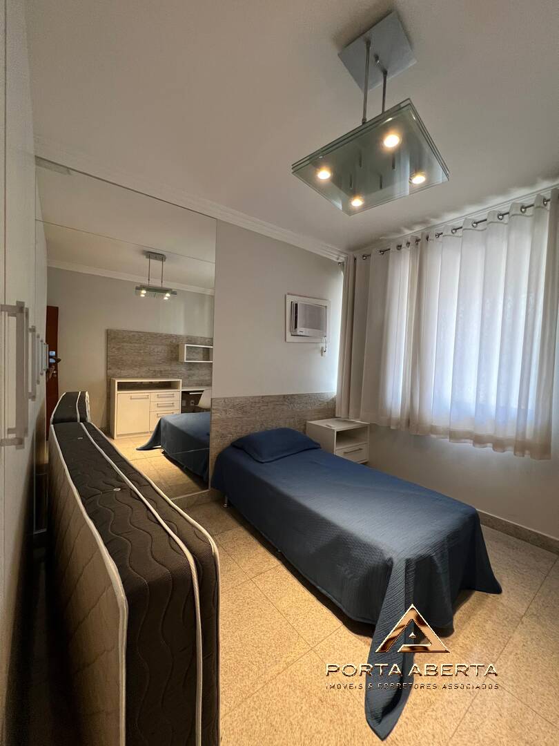 Apartamento à venda com 5 quartos, 350m² - Foto 18