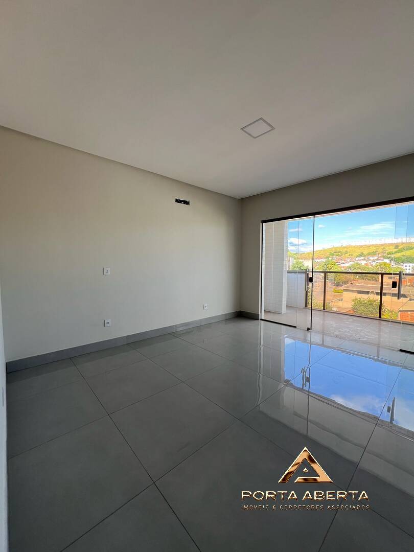 Cobertura à venda com 3 quartos, 180m² - Foto 12