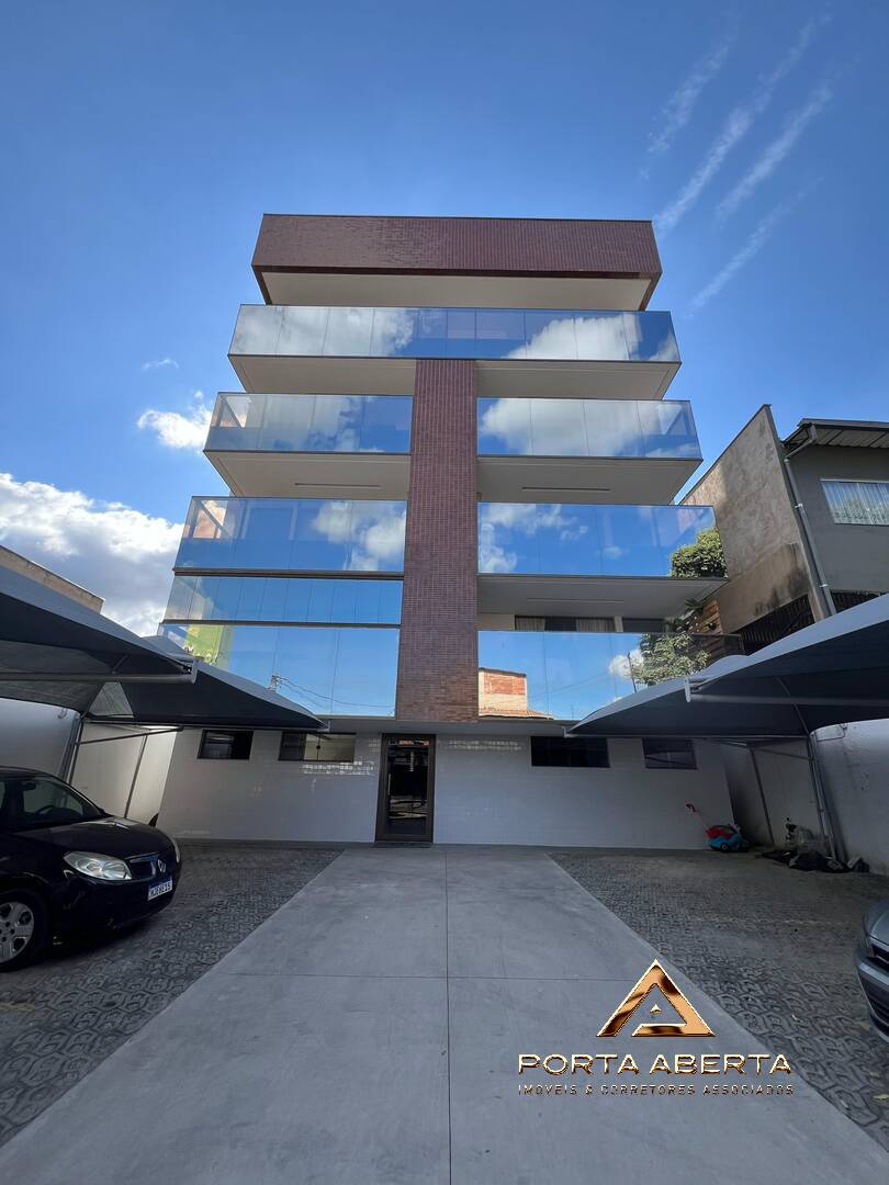 Cobertura à venda com 3 quartos, 180m² - Foto 1