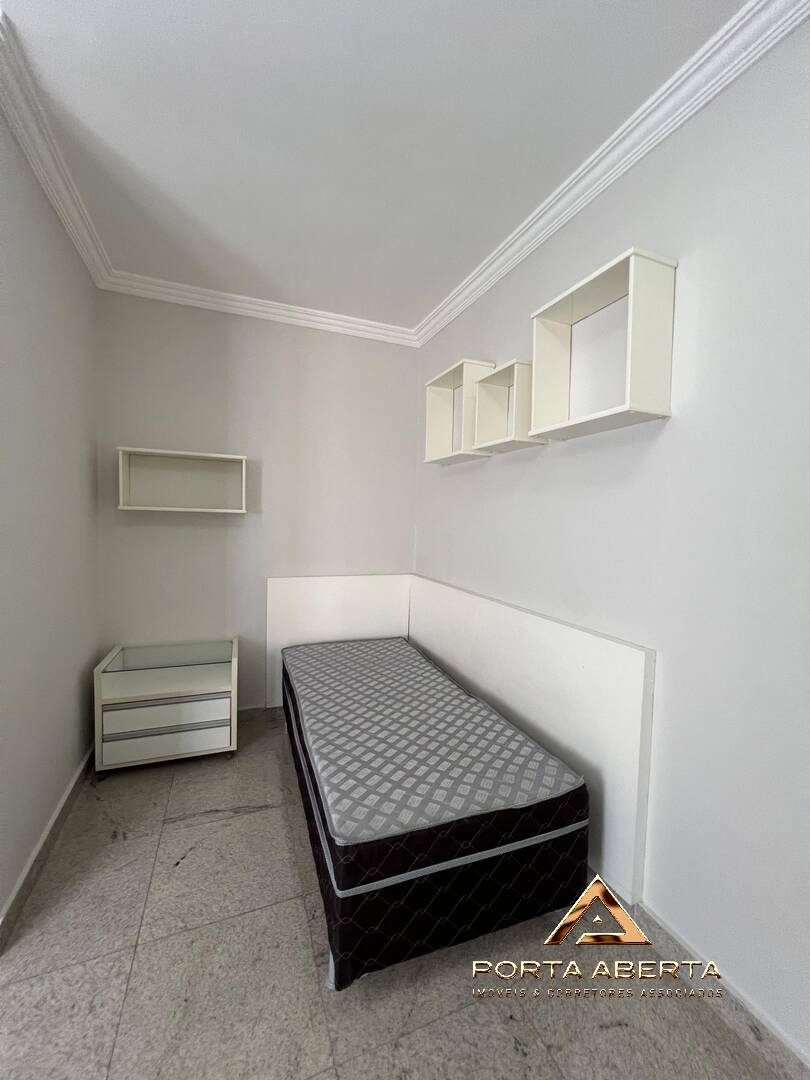 Apartamento à venda com 5 quartos, 300m² - Foto 28