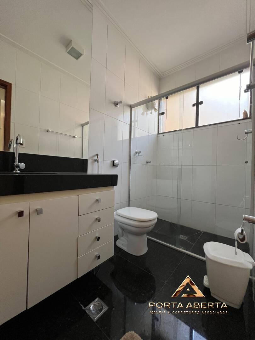 Apartamento à venda com 5 quartos, 300m² - Foto 16