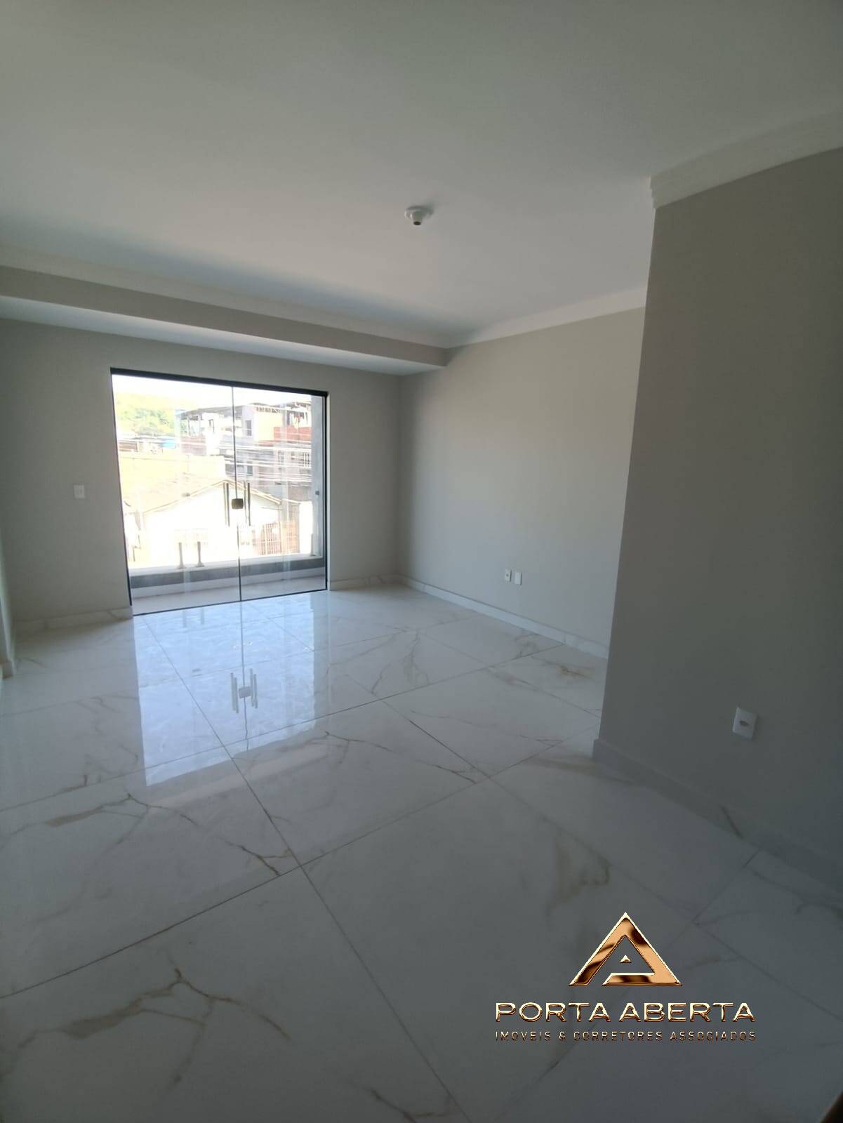 Casa à venda com 3 quartos, 145m² - Foto 11