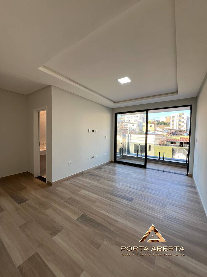 Casa à venda com 3 quartos, 150m² - Foto 18