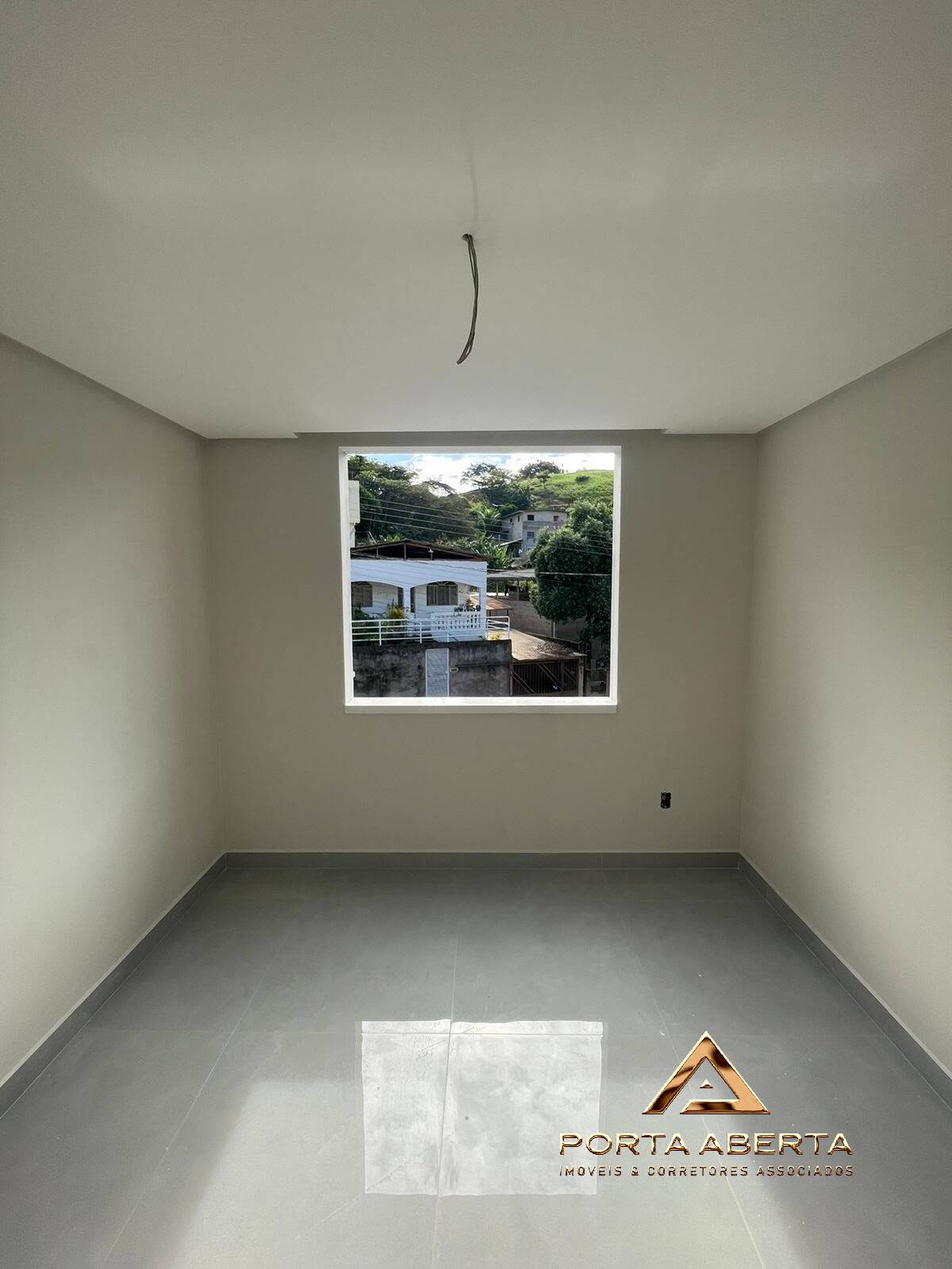 Casa à venda com 3 quartos, 200m² - Foto 8