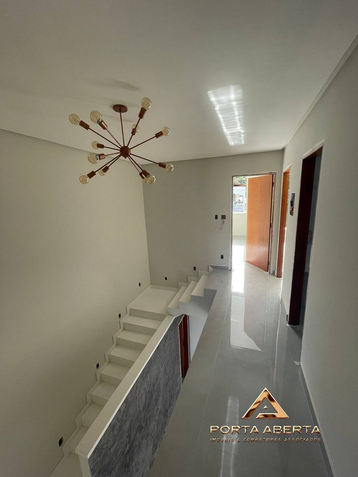 Casa à venda com 3 quartos, 200m² - Foto 12