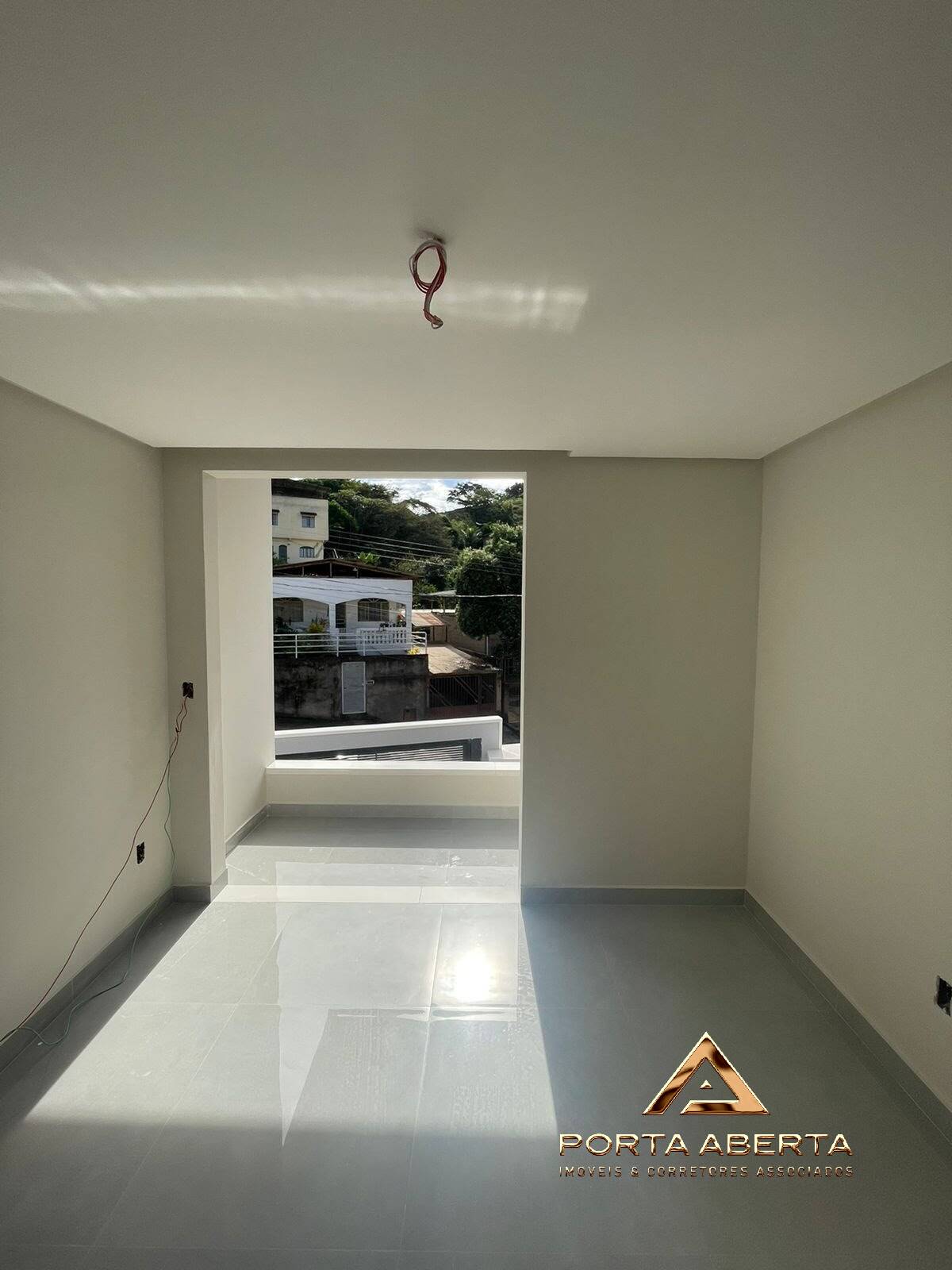 Casa à venda com 3 quartos, 200m² - Foto 18