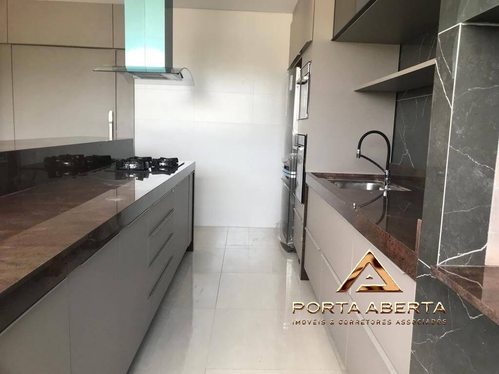 Apartamento à venda com 3 quartos, 202m² - Foto 14