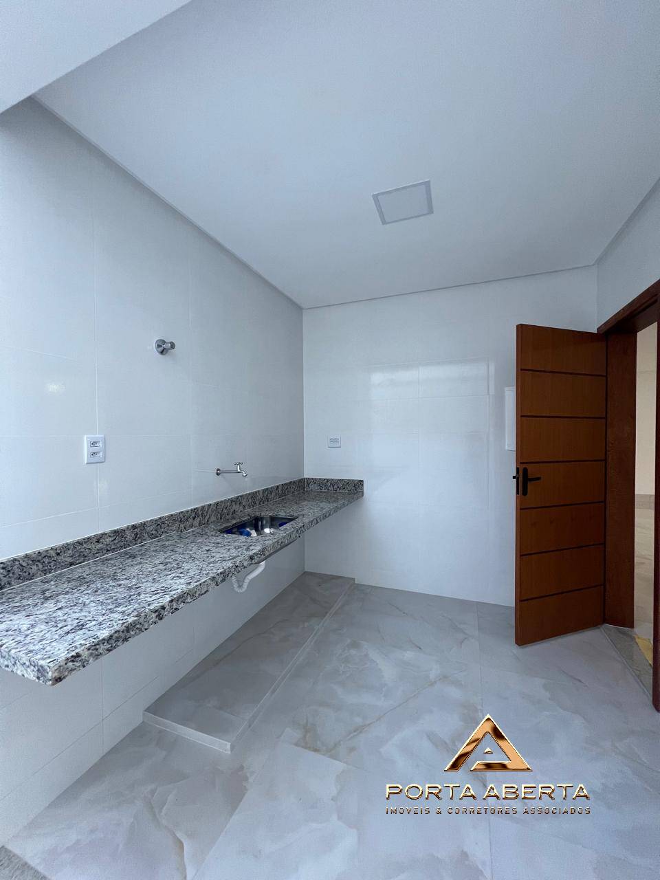 Casa à venda com 4 quartos, 305m² - Foto 16