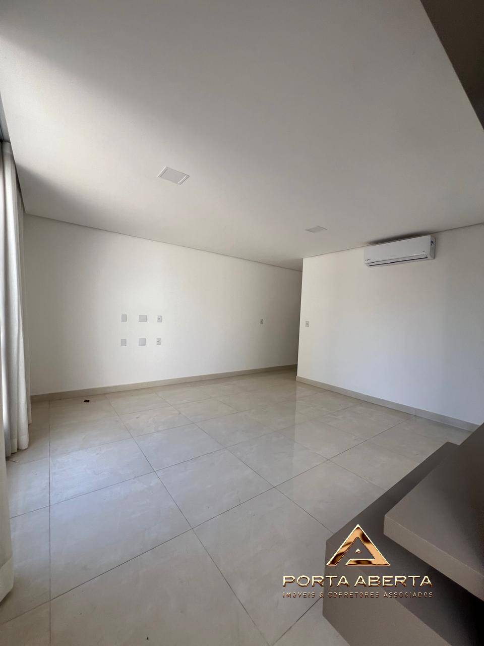 Casa à venda com 3 quartos, 90m² - Foto 3