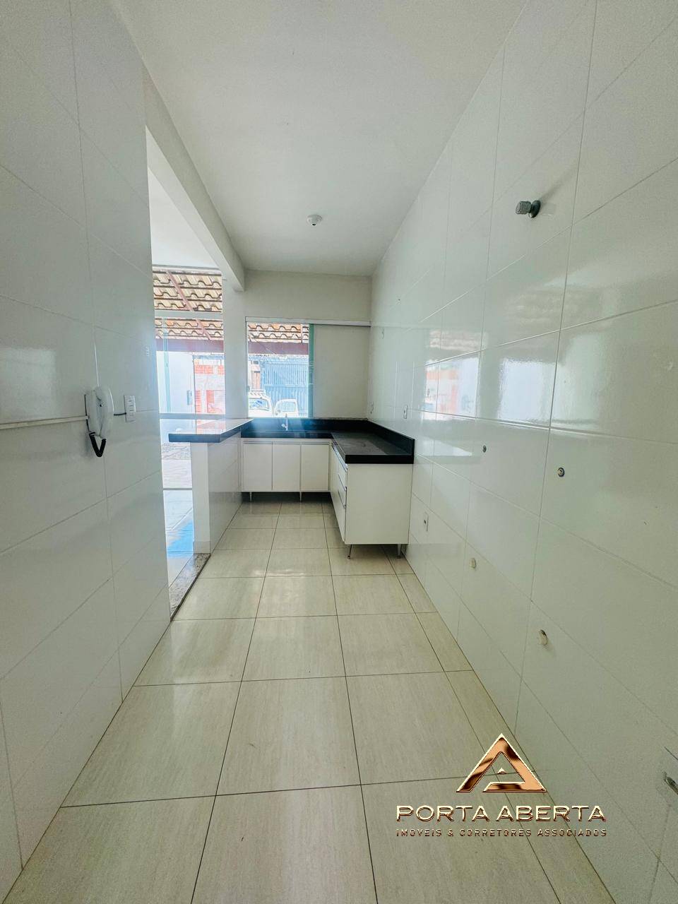 Casa à venda com 3 quartos, 90m² - Foto 5