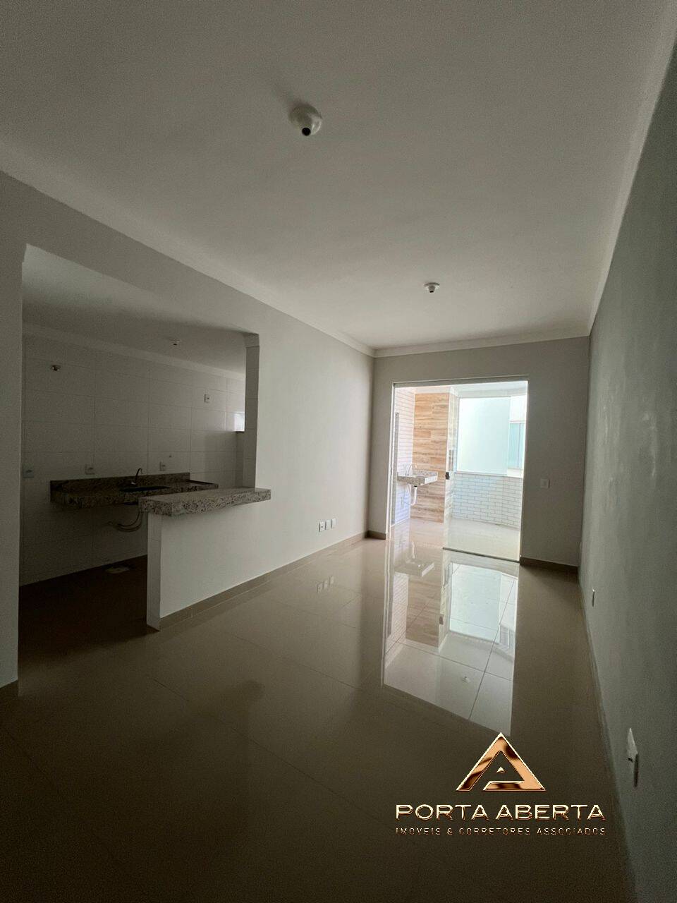 Apartamento à venda com 2 quartos, 71m² - Foto 4