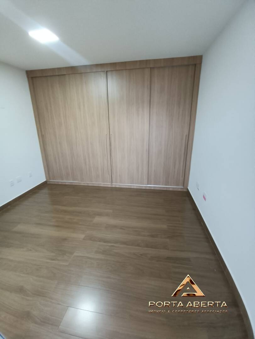 Apartamento à venda com 3 quartos, 95m² - Foto 9