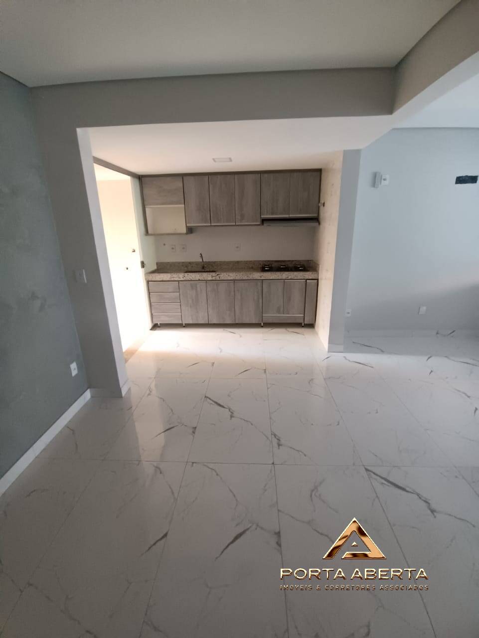 Apartamento à venda com 3 quartos - Foto 2