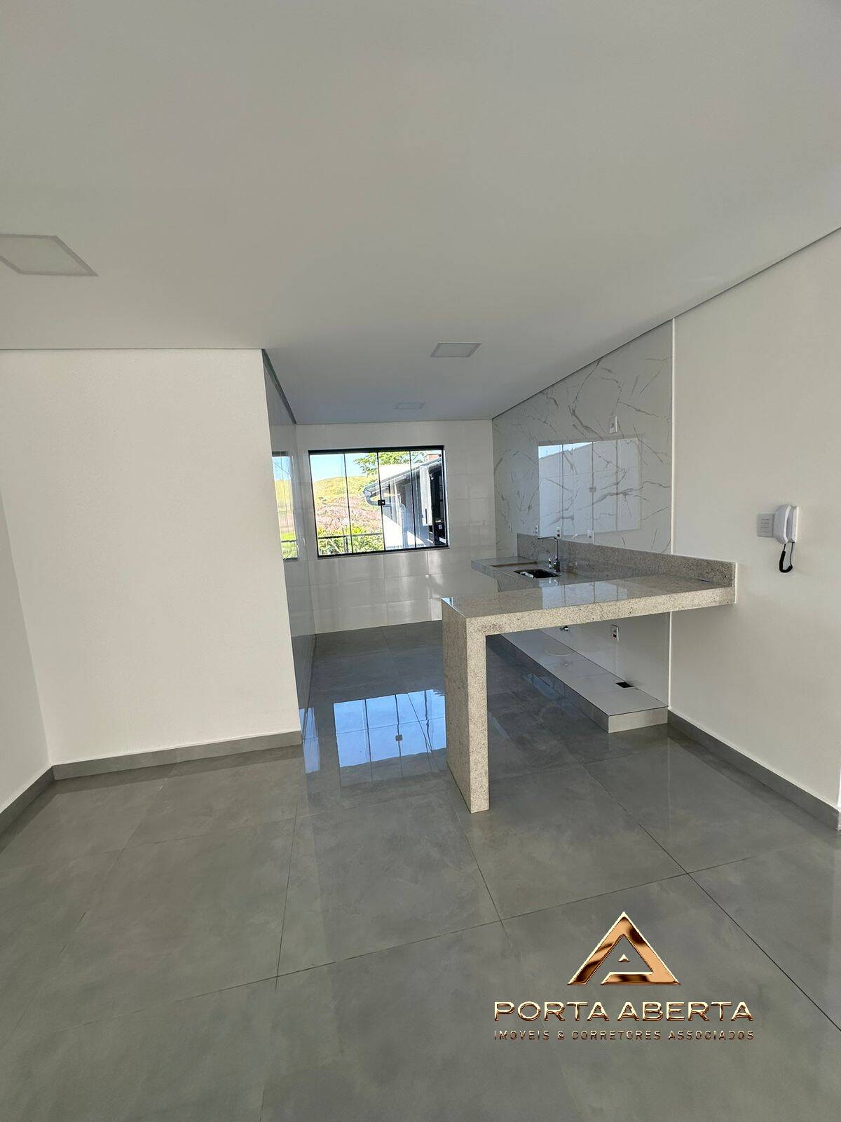 Casa à venda com 3 quartos, 140m² - Foto 7