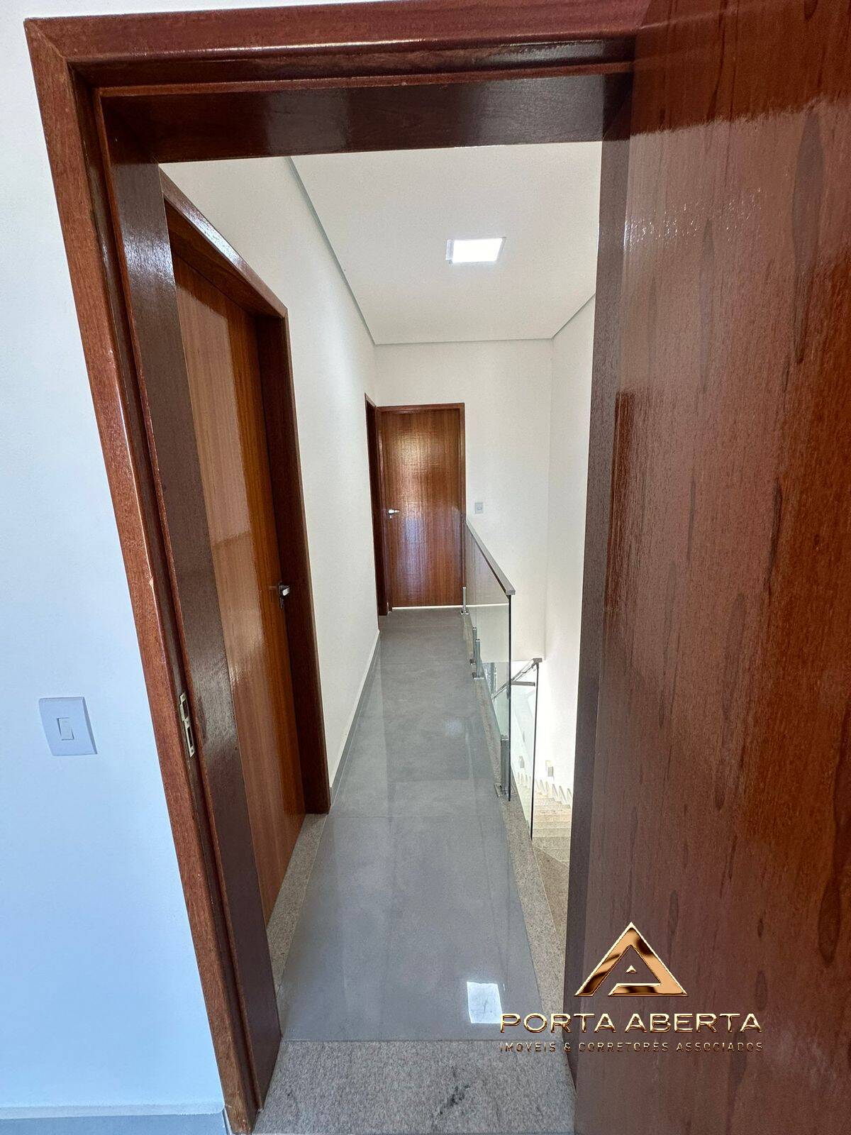 Casa à venda com 3 quartos, 140m² - Foto 18