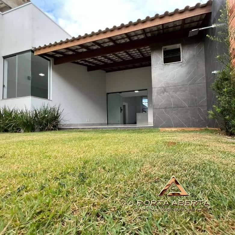 Casa à venda com 3 quartos, 200m² - Foto 14